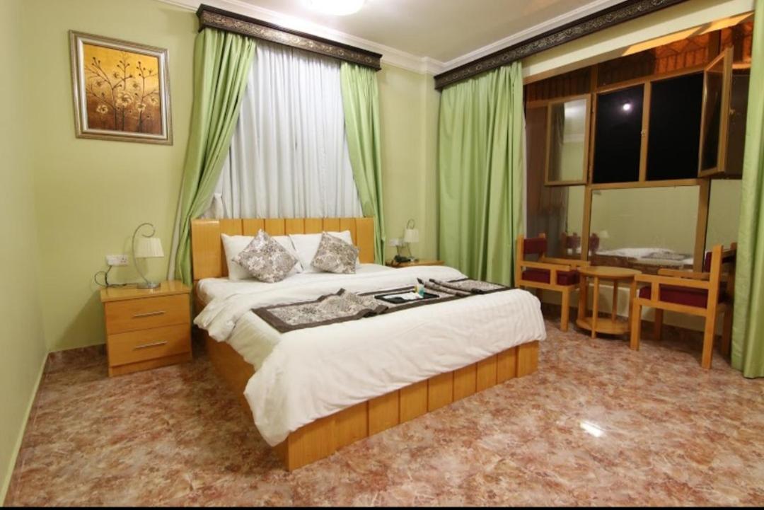 Dreamland Hotel Apartment นิซวา ภายนอก รูปภาพ